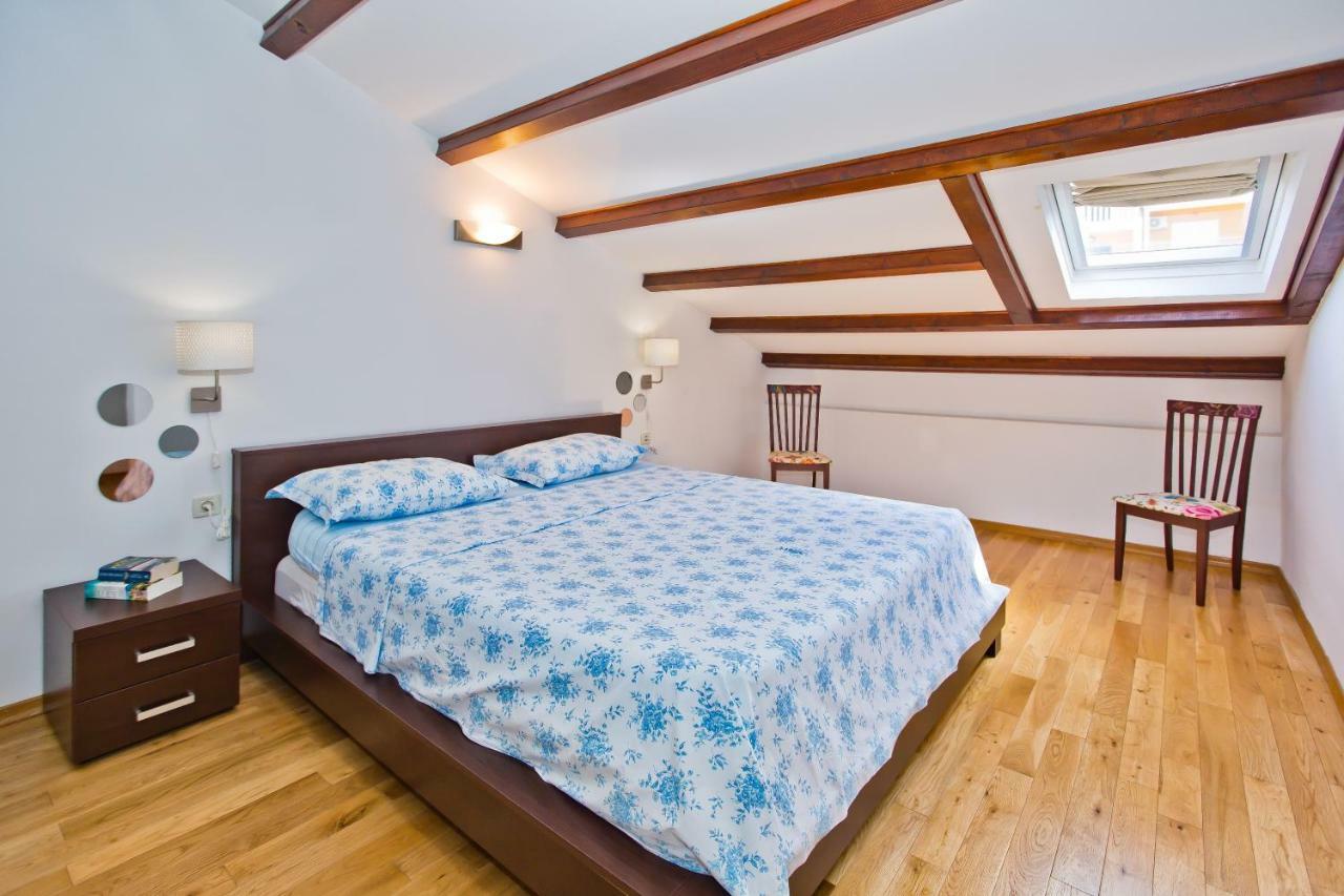 Luxury Bellavista Amazing Sea Holidays With Private Beach & Parking Мілна Екстер'єр фото